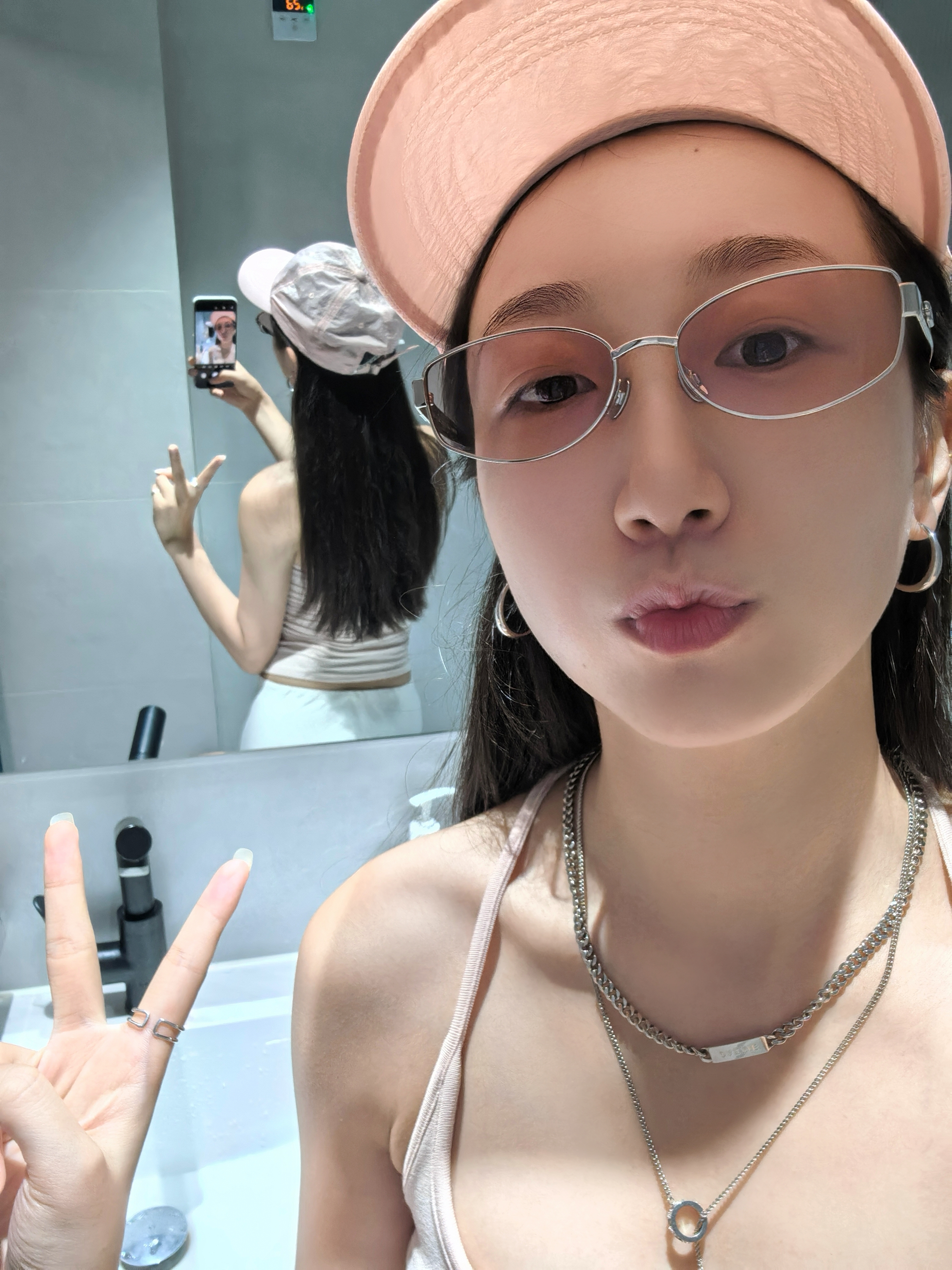 ღ瑋玮主播图片