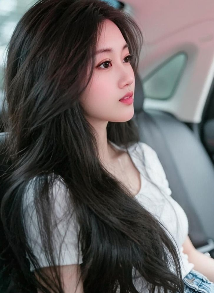 疯小鸭🍑愿有一束光主播图片