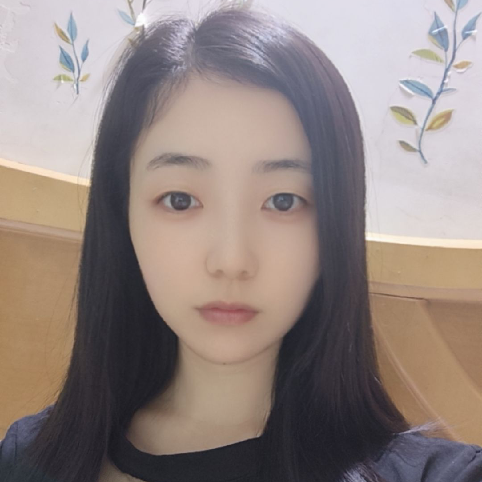 小七🍒🍒海报