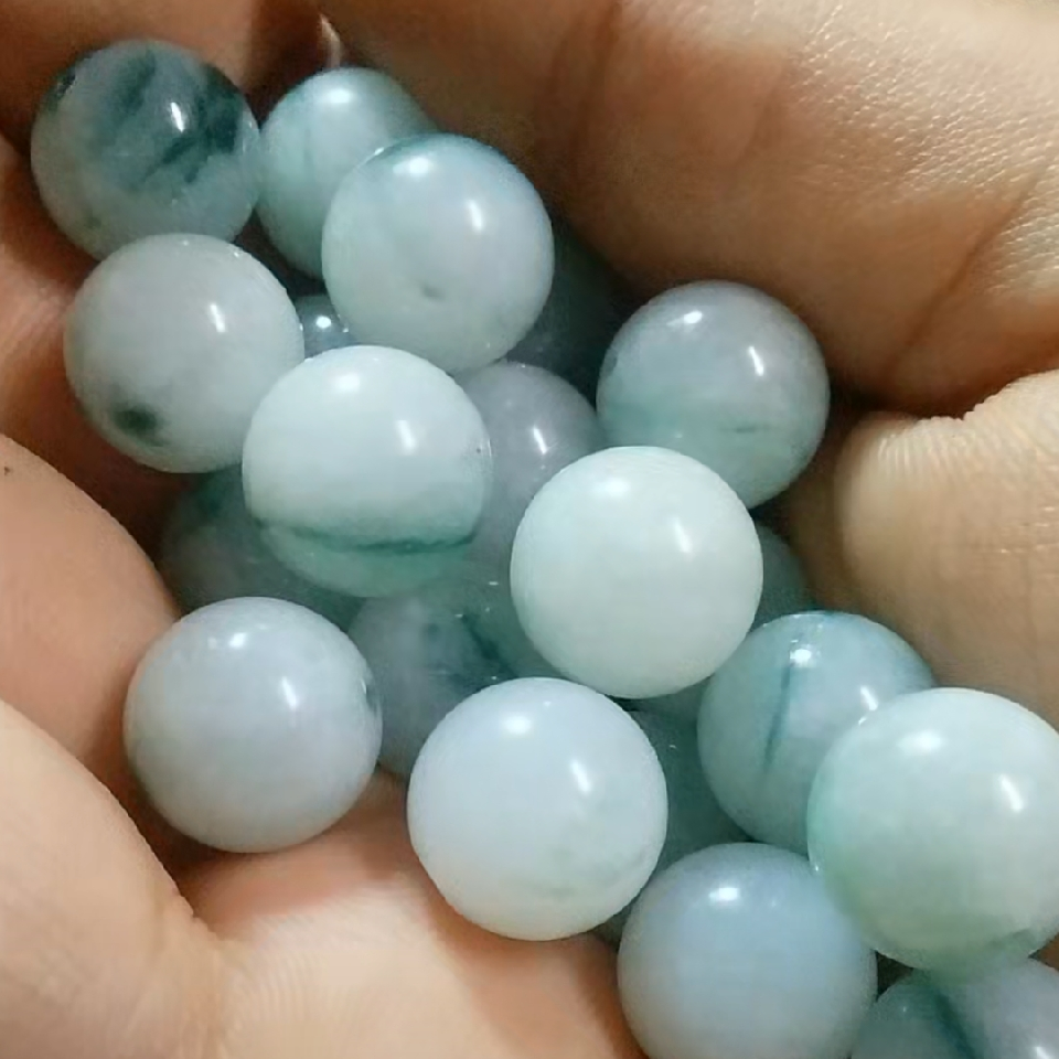 翡翠的遐想！！海报
