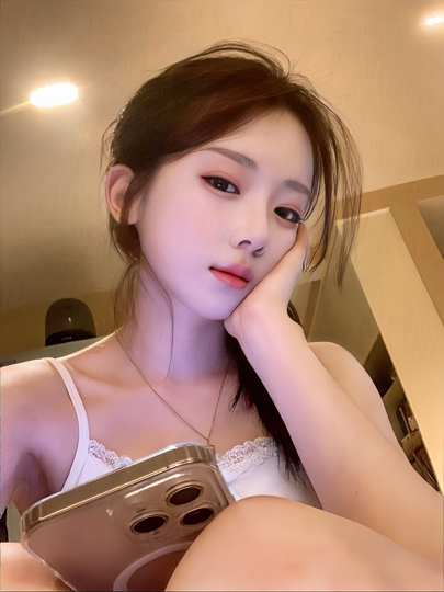 闪闪♥️休海报