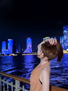 小糖包🍞台球女神主播照片
