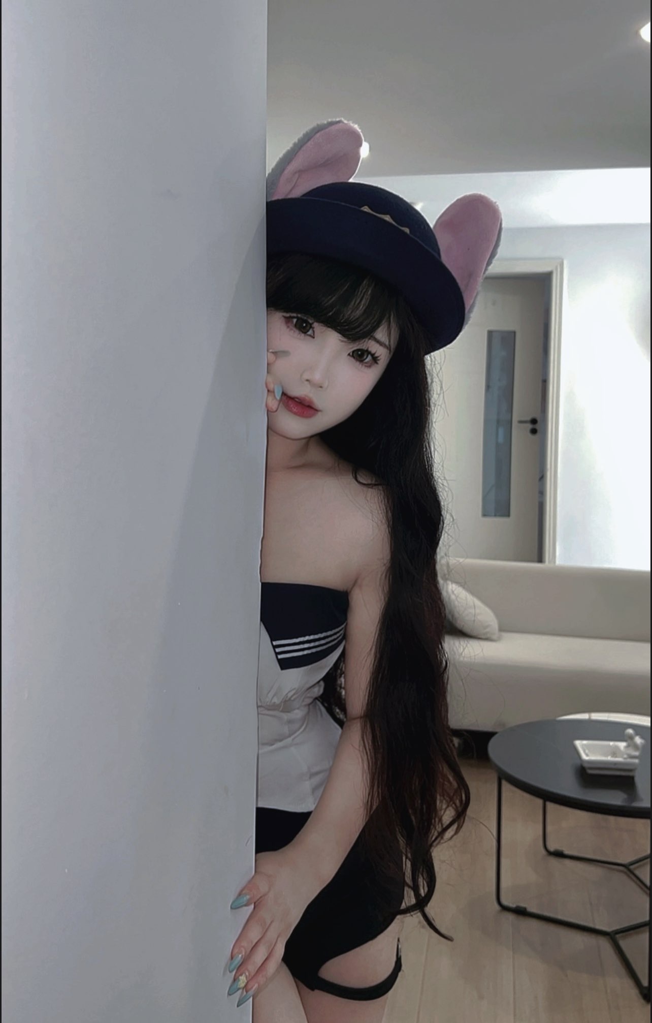 奶一口小葵主播图片