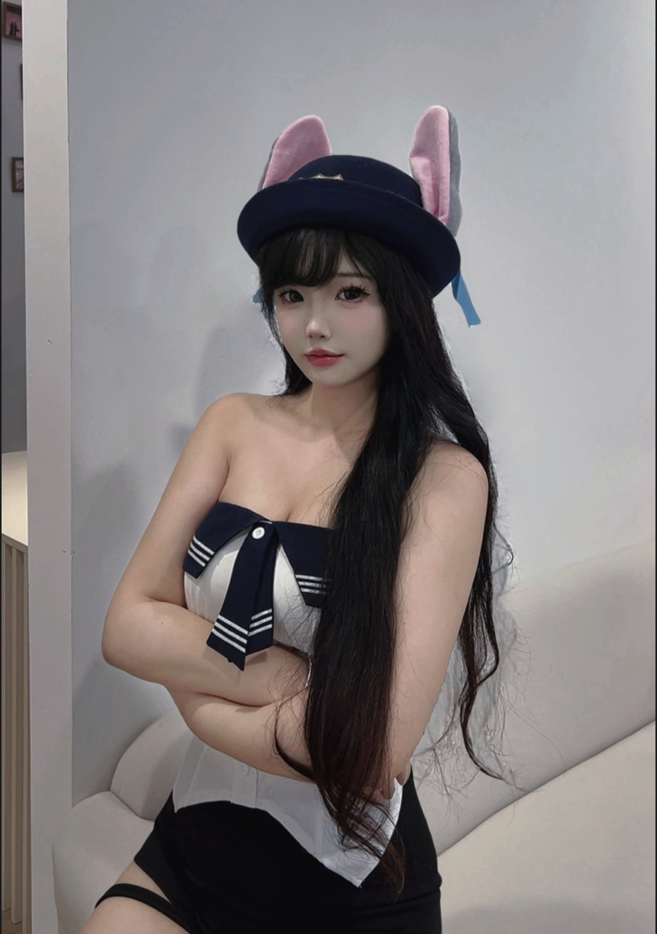 奶一口小葵主播图片