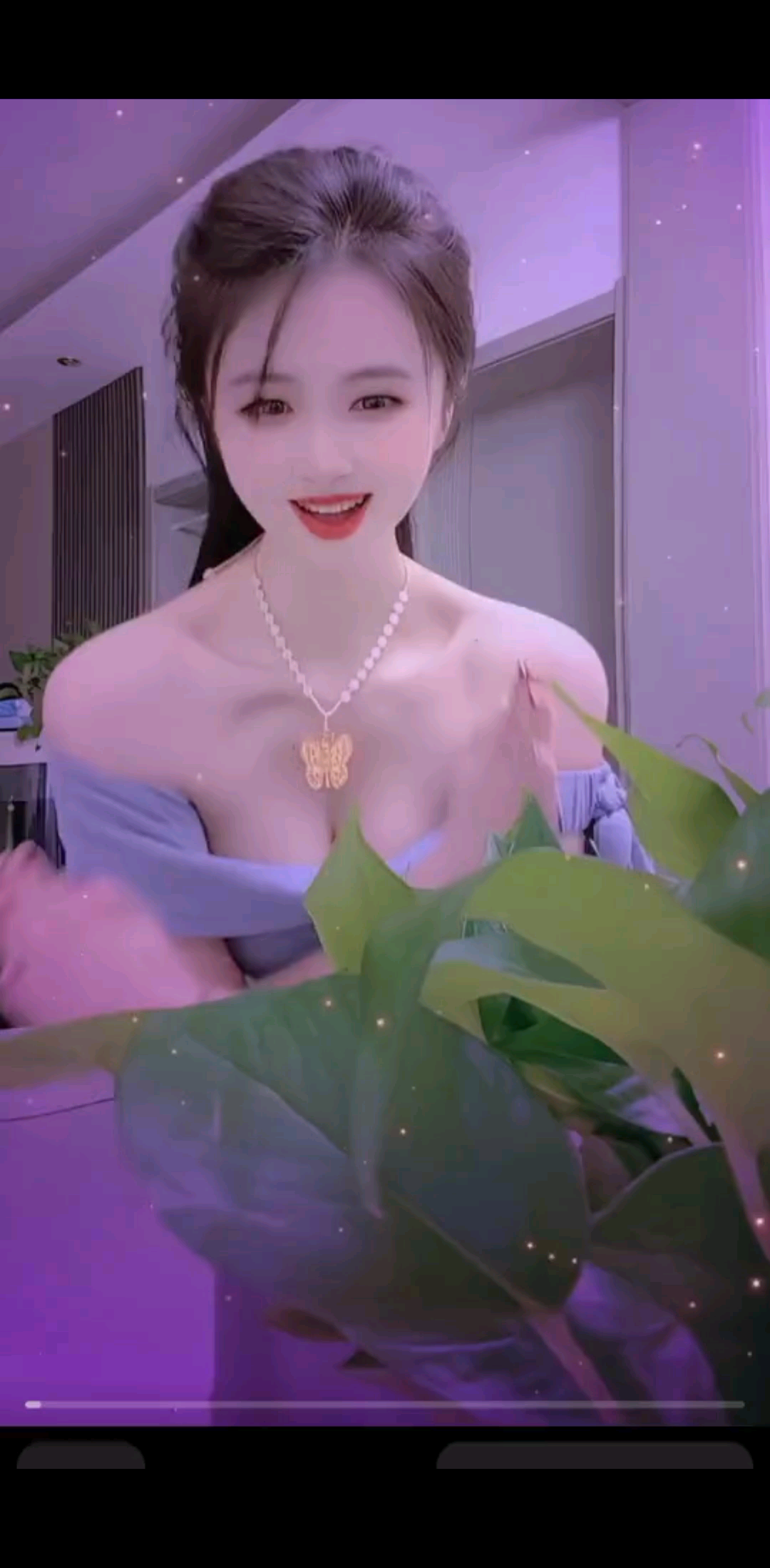 随意摆动一下。
