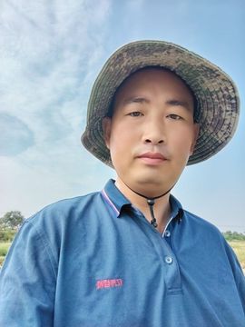 策马奔腾o6主播照片
