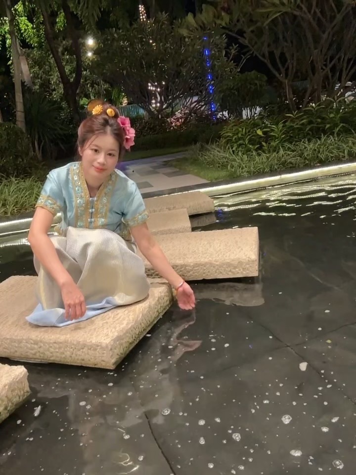 清风暖阳an主播图片
