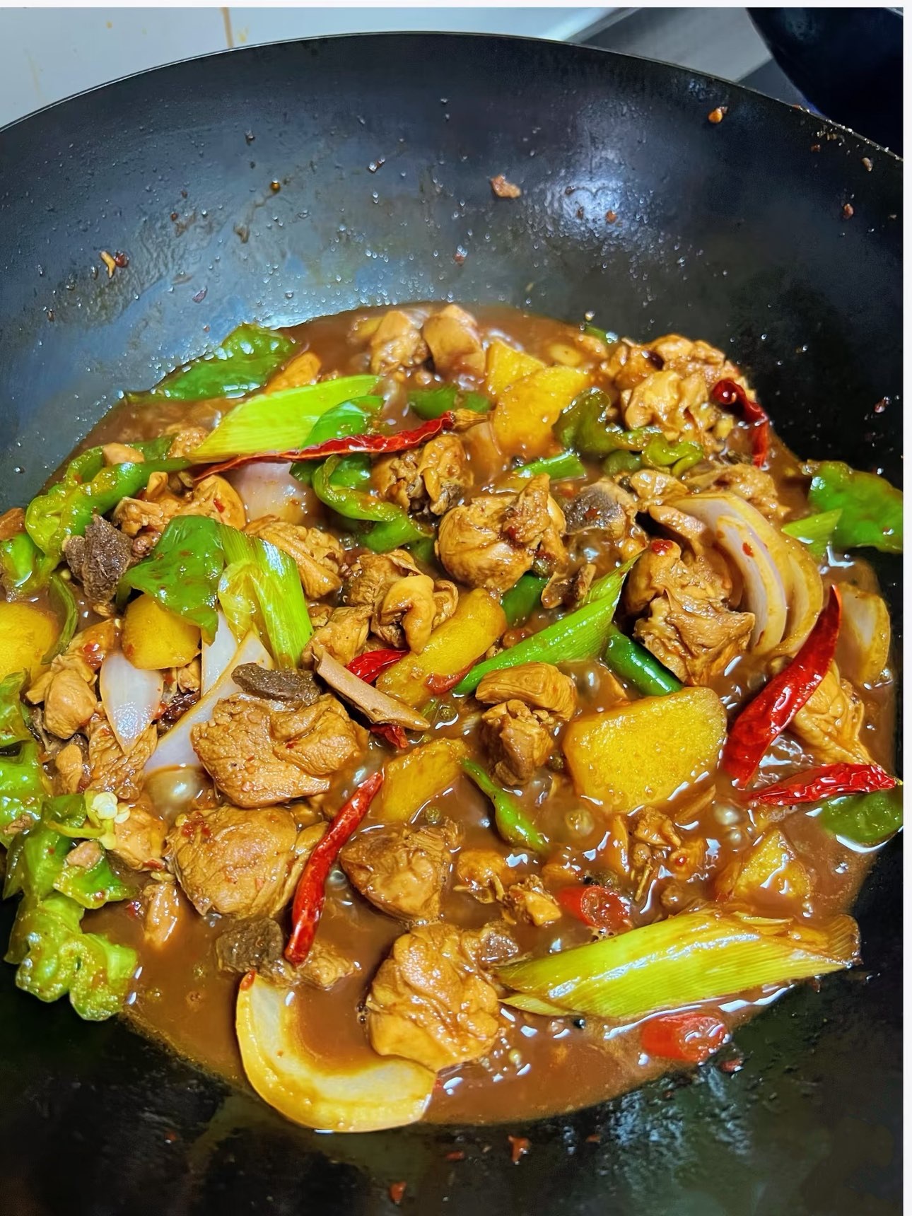 饱饱-实力唱将主播图片