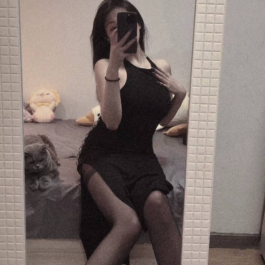 桃汁🍑好吃海报