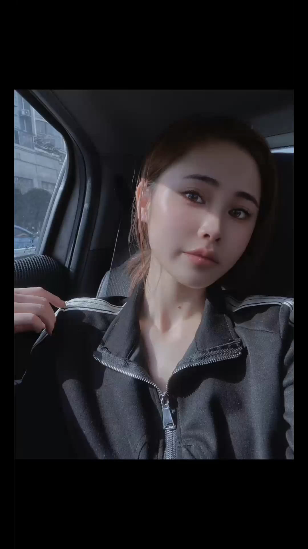 万物各有令，爱已到深