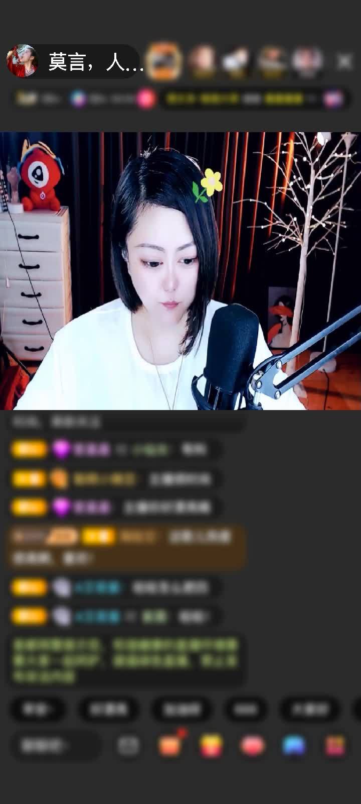 感谢🐉我爱你赠送菜狗卖萌2个