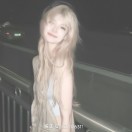芷.i