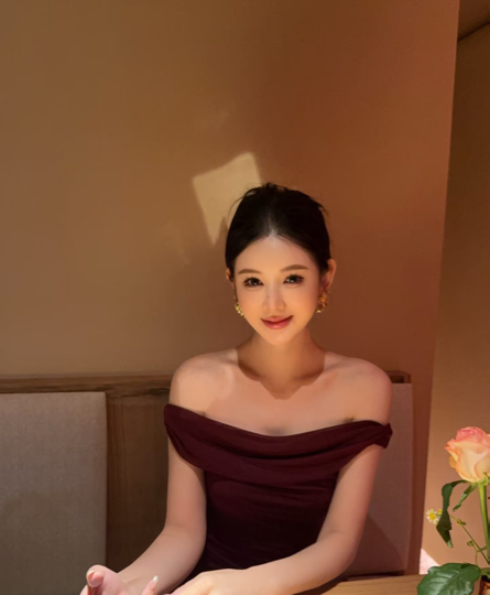 昕橙🔥海报