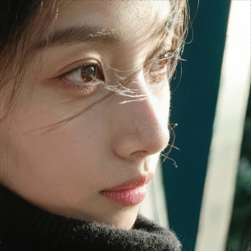 朵朵🍏求光来海报