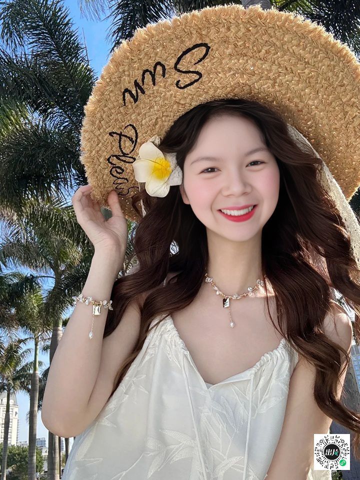 👄云丫头👄的主播照片