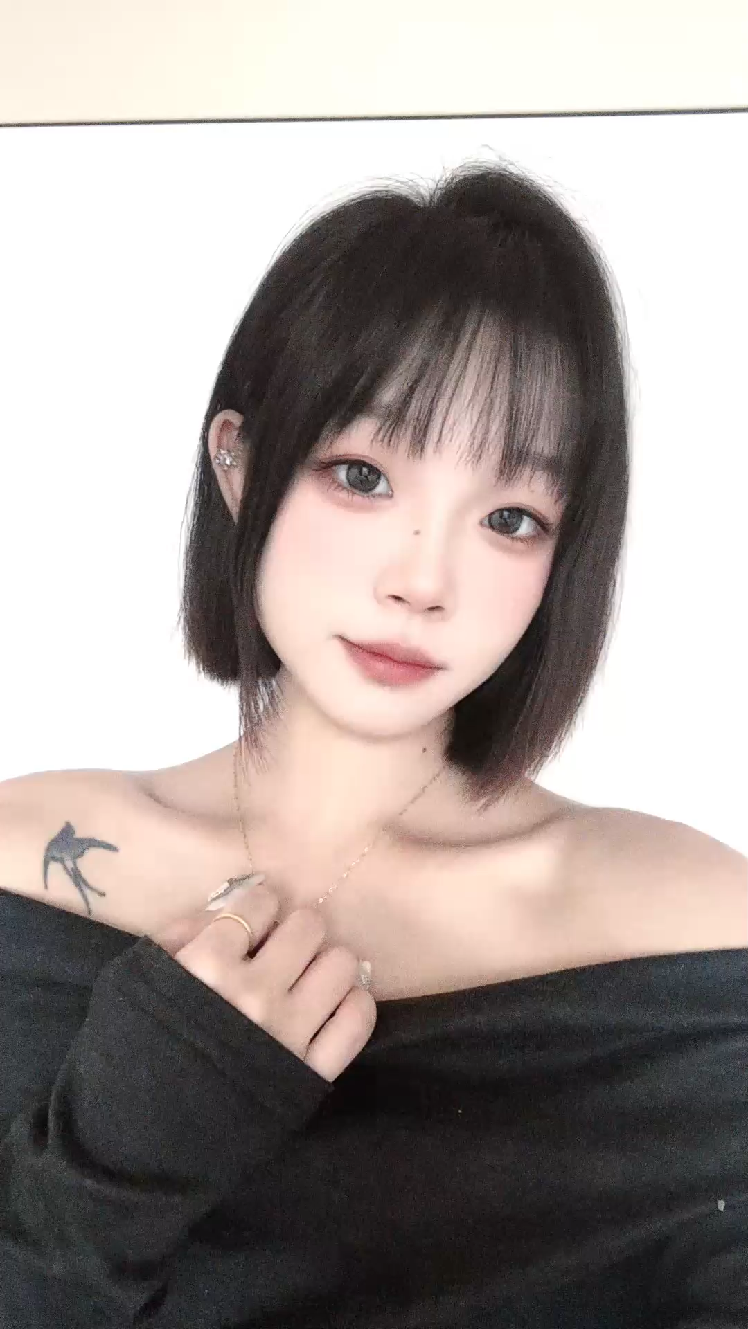 🚎 女生靠自己或许不