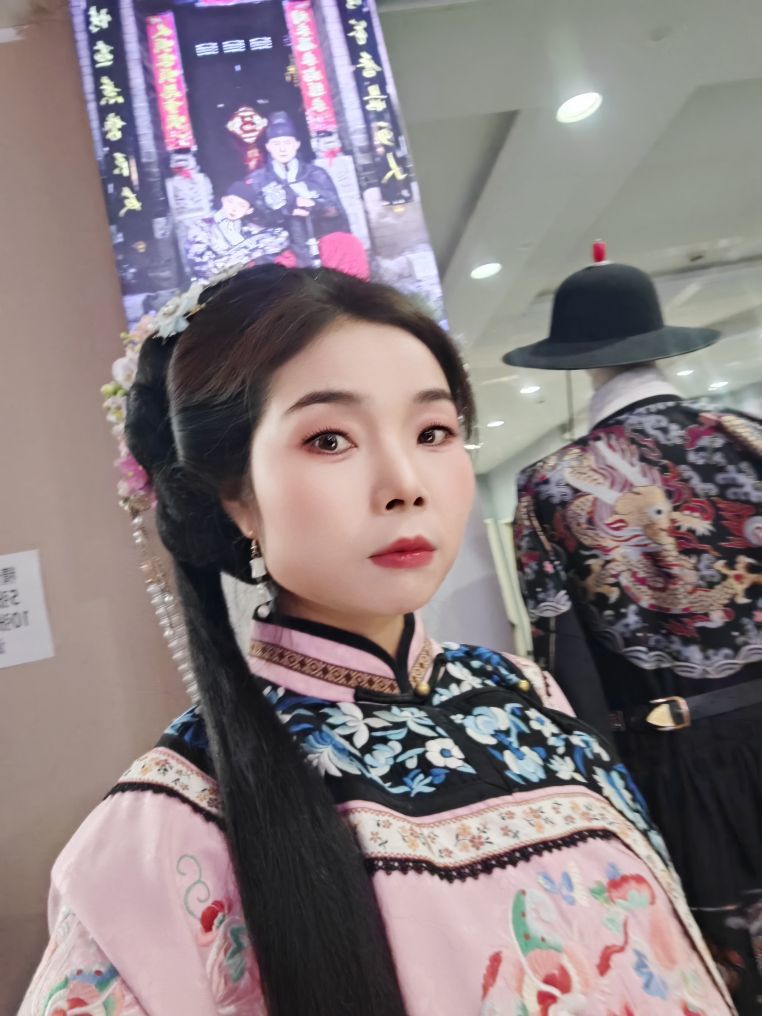 迷你朵朵主播图片