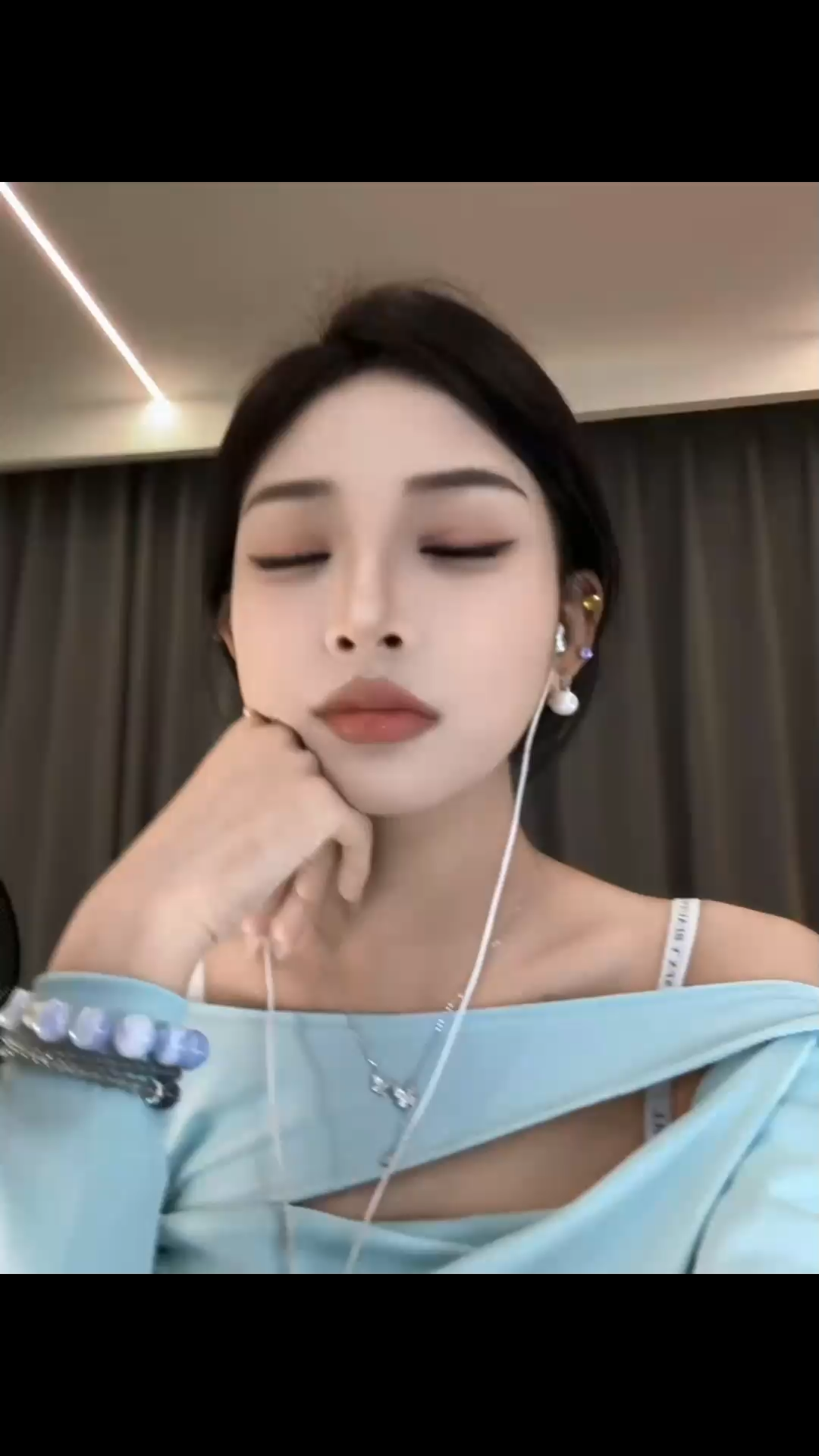 第一天浅记录一下吧