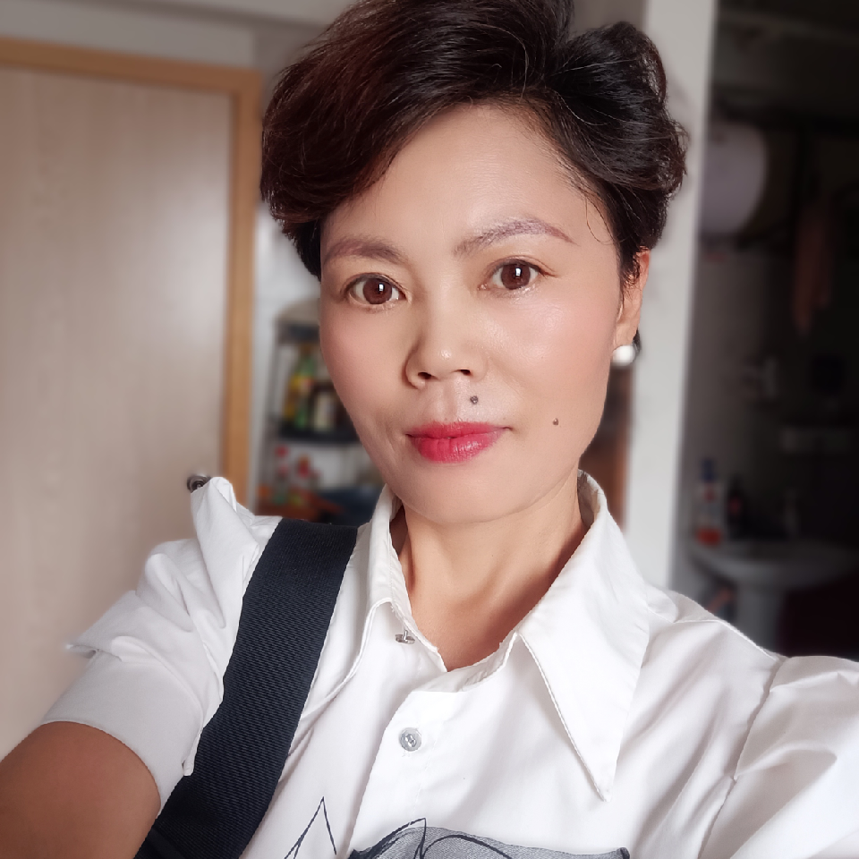 安宁的熠熠↔海报