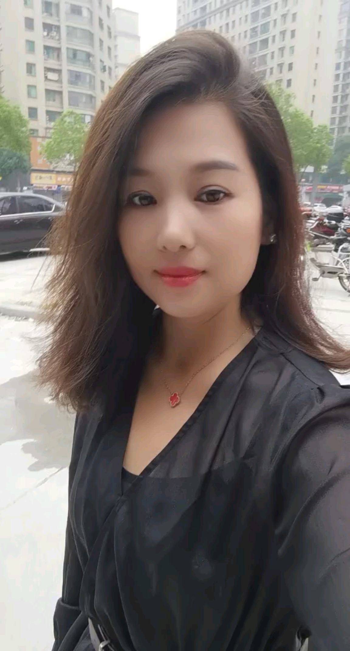 昨天还热的不行，今天