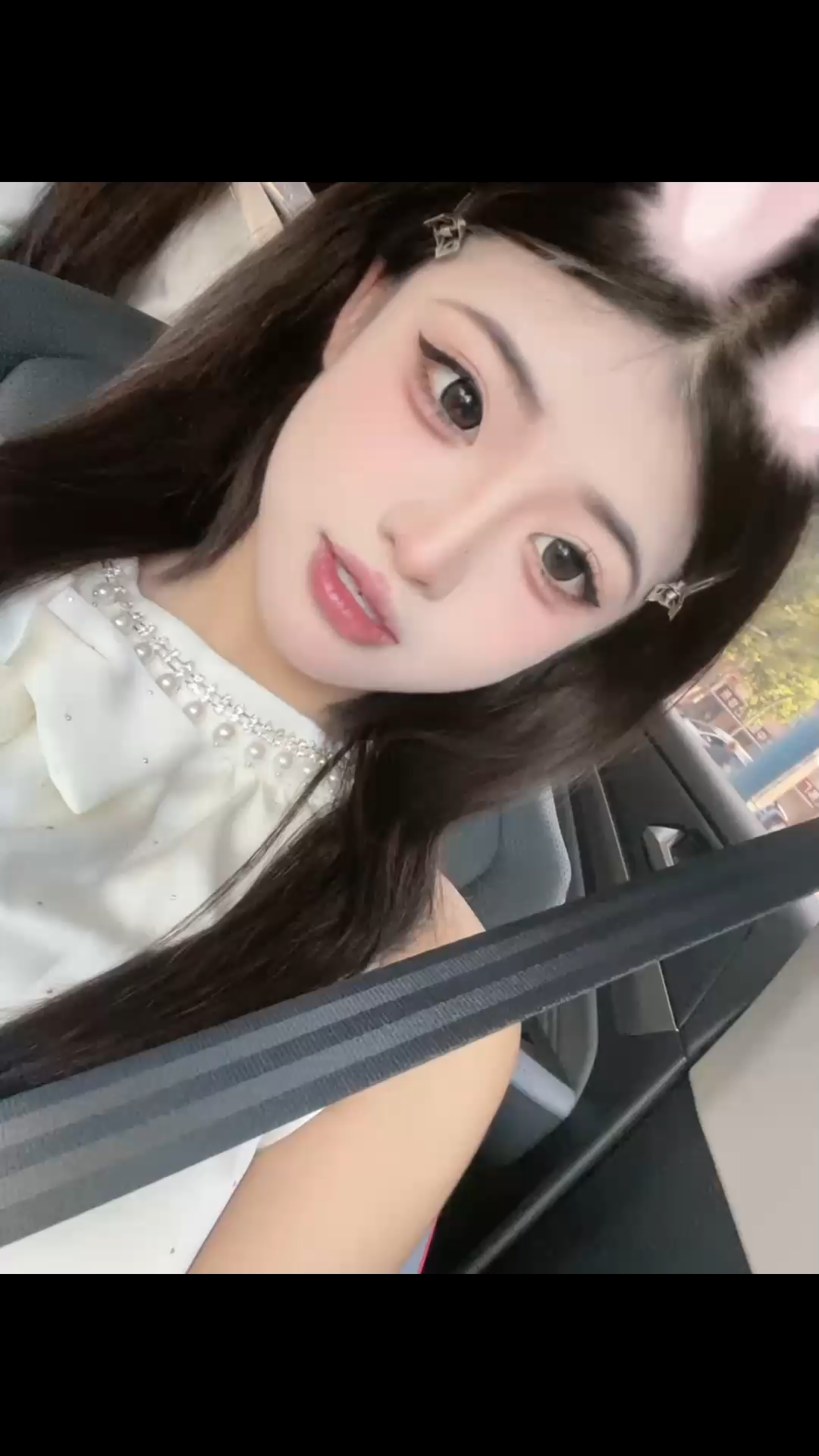 到底是我感動不了你