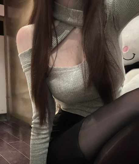 新人楠楠💎海报