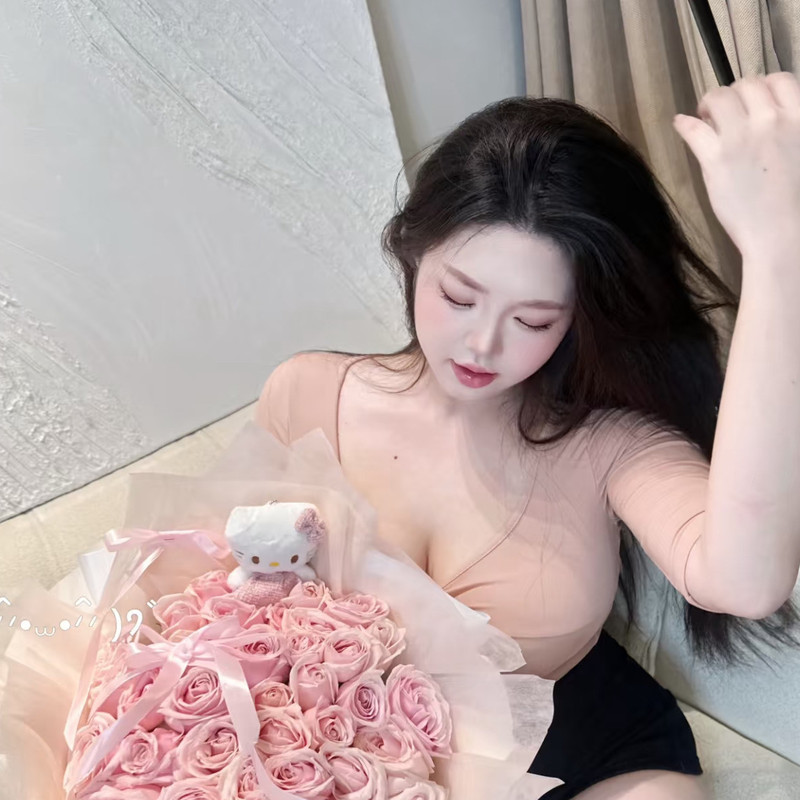 新人舞蹈💃🏻可乐的直播间