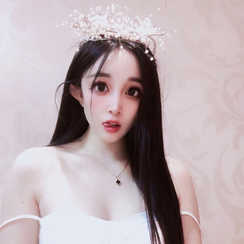 小玲宝🧸的主播海报