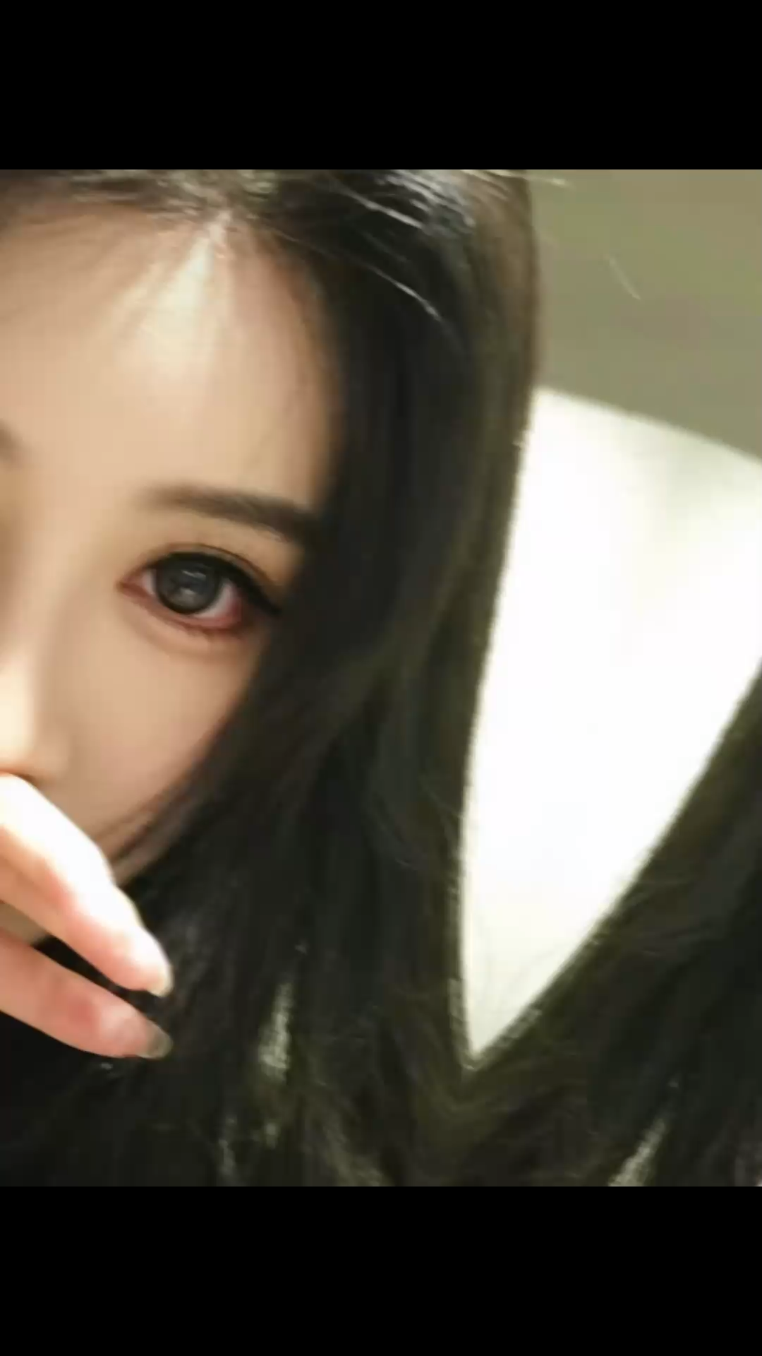 很内向，不敢牵别人男