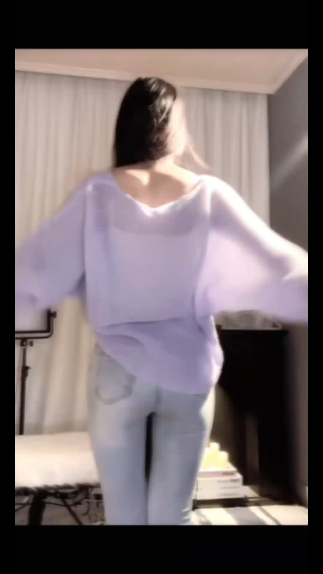 爱意随风起，风止意难