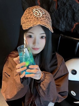 小小鱼🐬下午五点播的图片