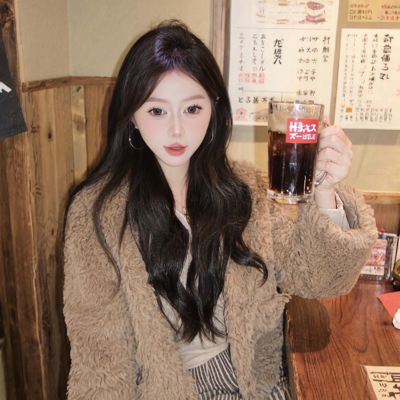 桃花花吖的主播海报