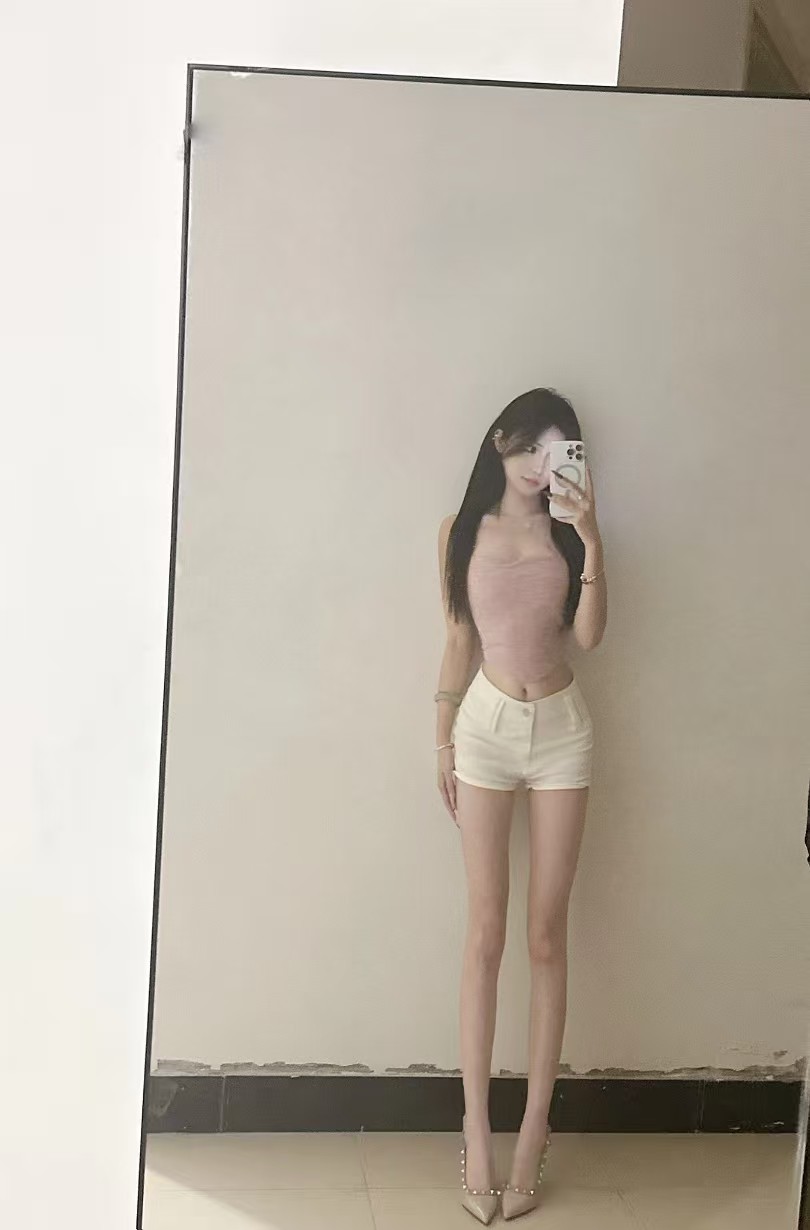 小蛇^的主播照片