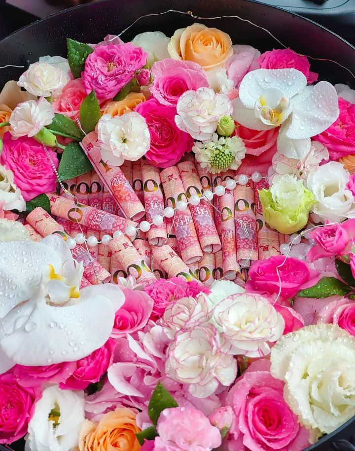 玲儿祝大家新年快乐主播图片