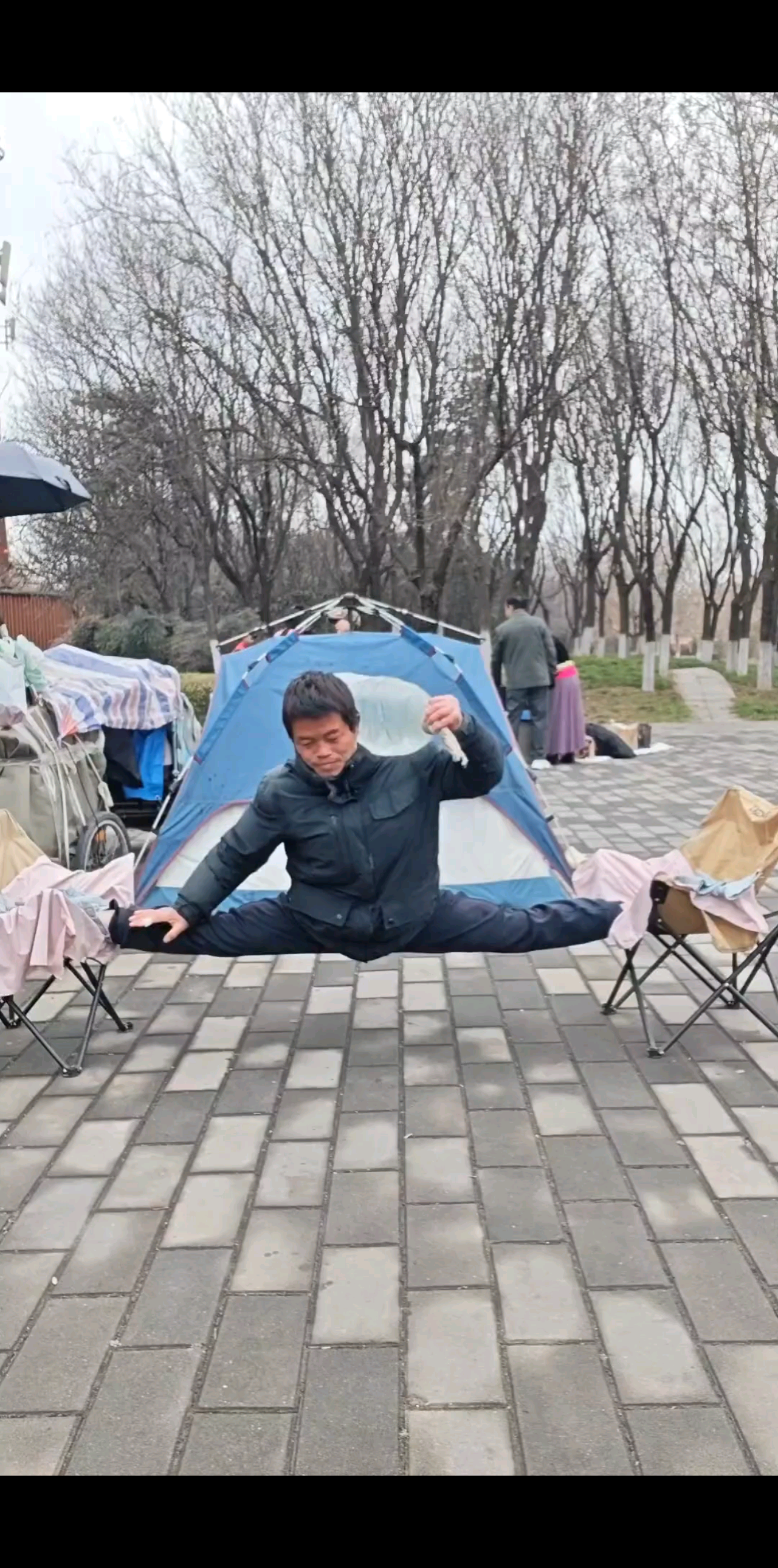 大家新年快乐！