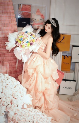 萱萱大宝贝🌈的图片