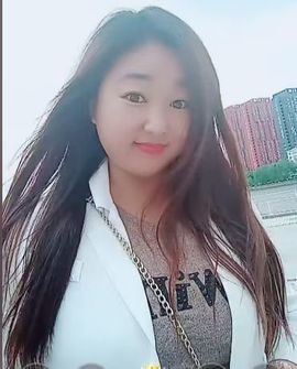 磨人的小依依的图片