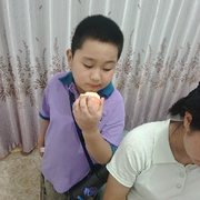 钟爱眼镜妹的头像