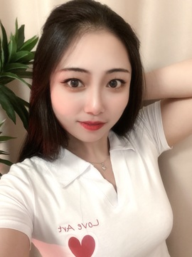 小百万沛雪主播照片