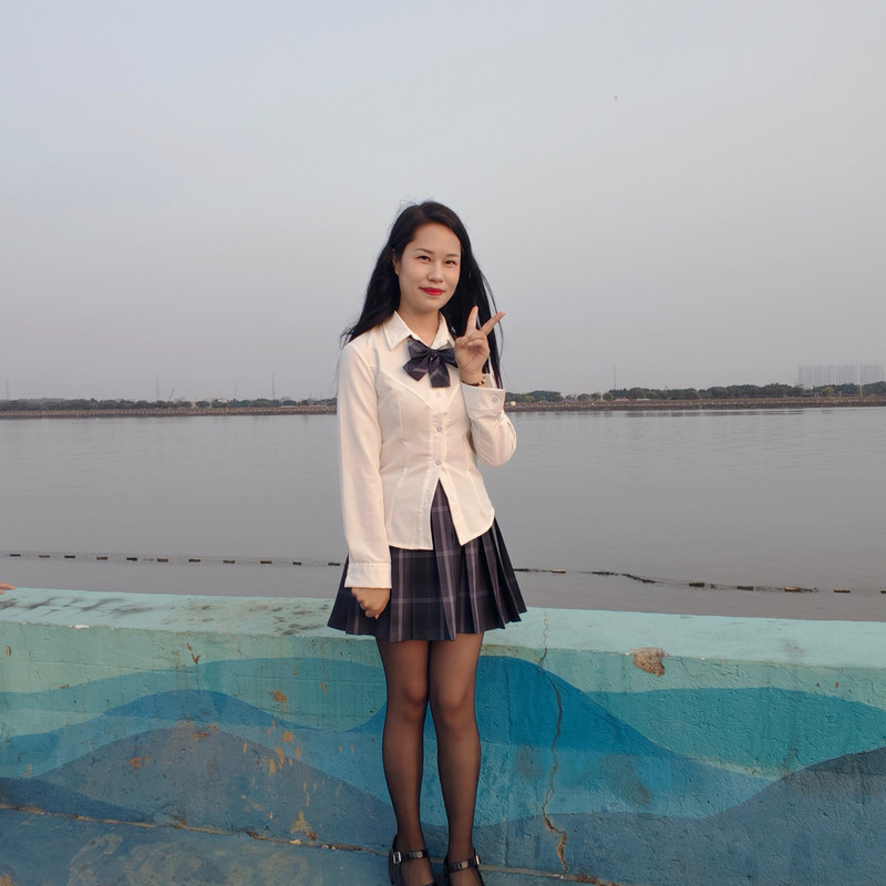 蓓蓓呢的主播海报