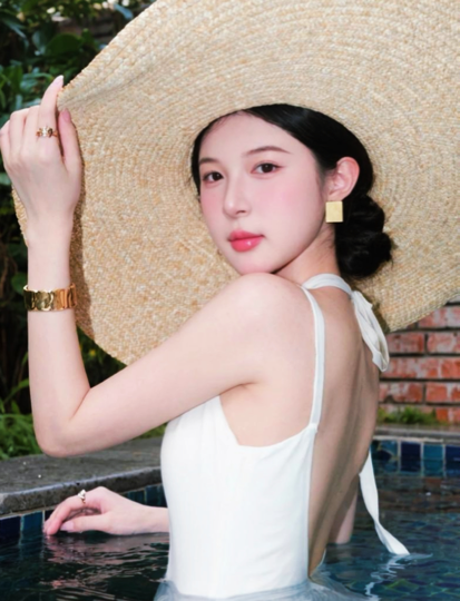 新人奶思～海报