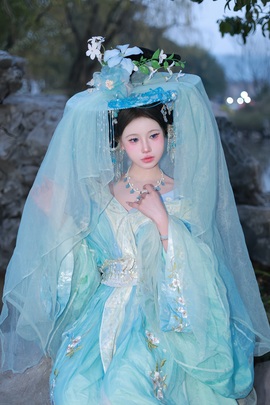 食肉小羊的图片