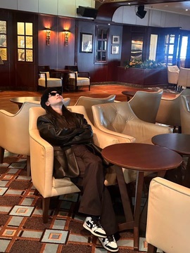 七七七呀的图片