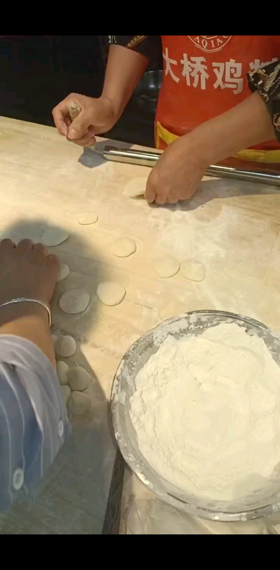 饺子皮也商业化了/狂