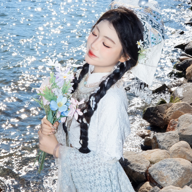 新人默默！的主播海报