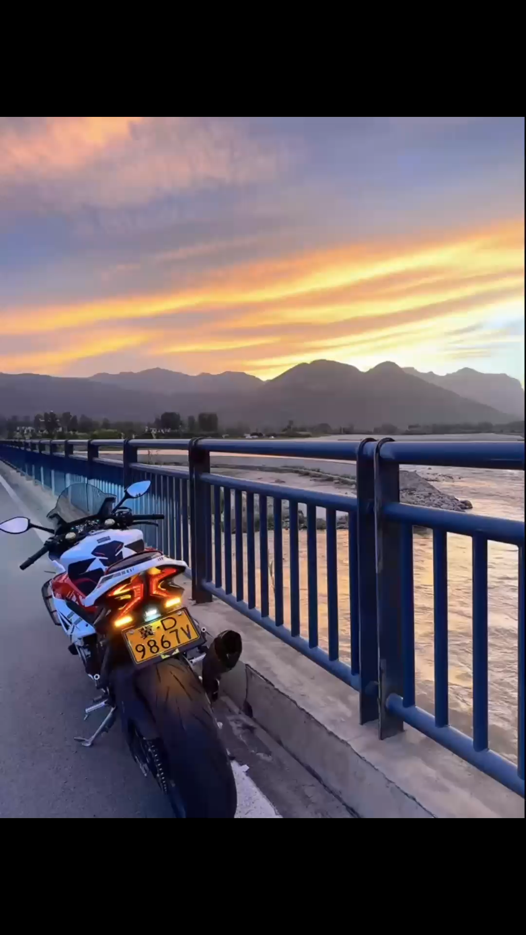 一个跟别人不一样的女