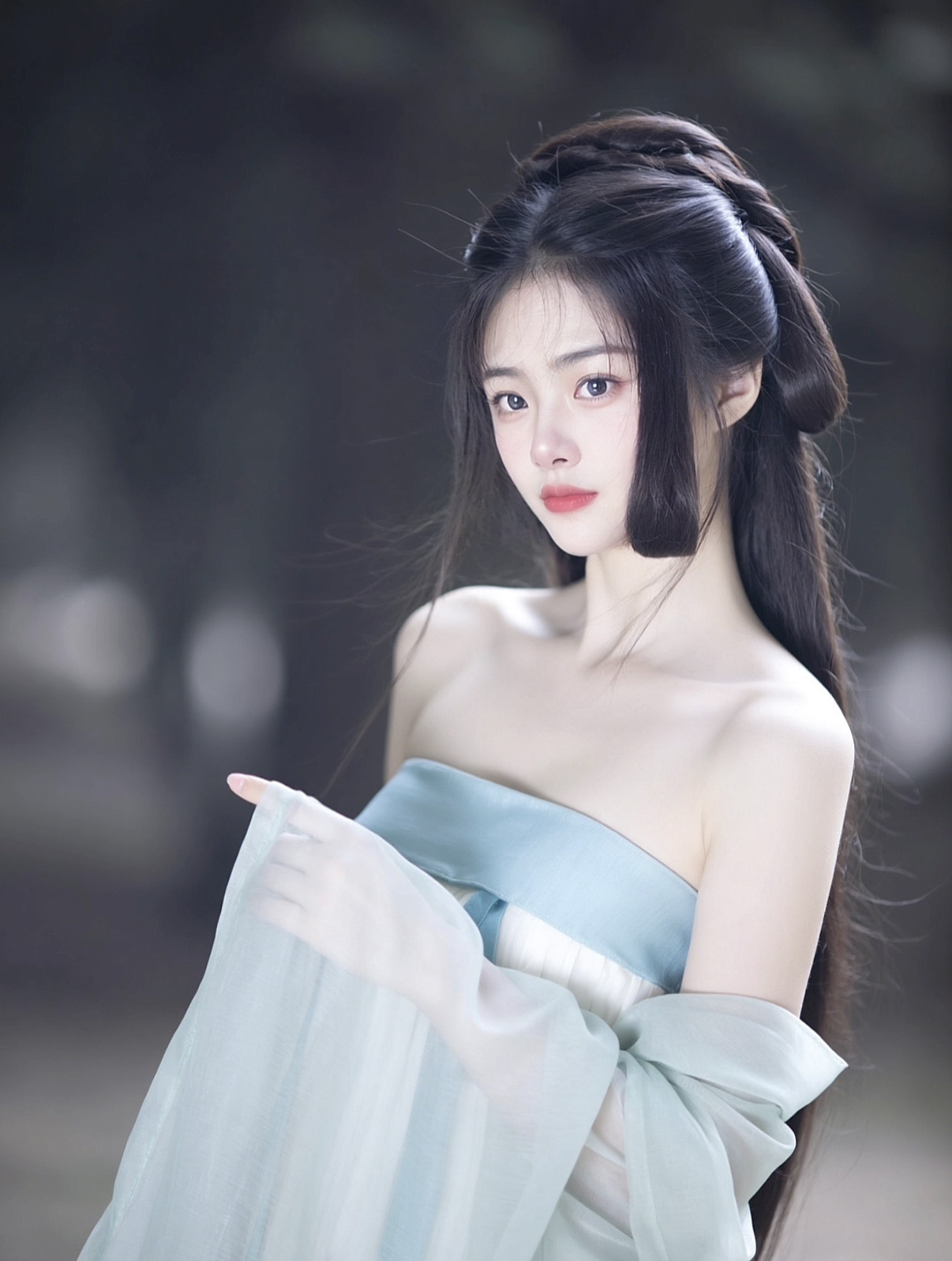 新人卿卿主播图片