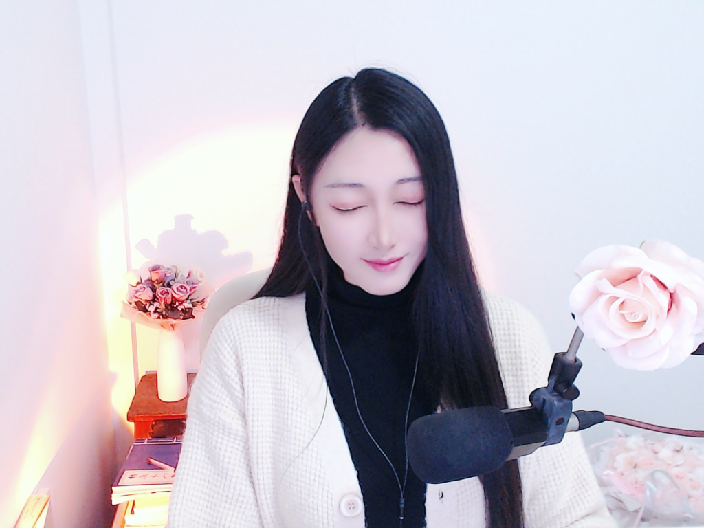 蓝铯~竹叶的主播照片