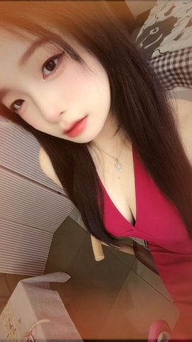 新人小柔u点凶主播照片