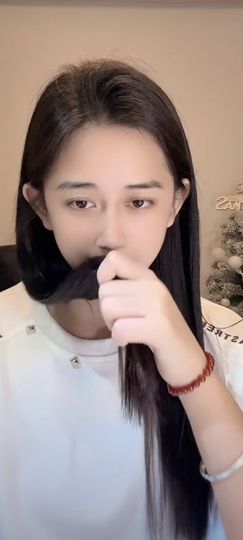 朽木自雕、独饮独醉主播照片